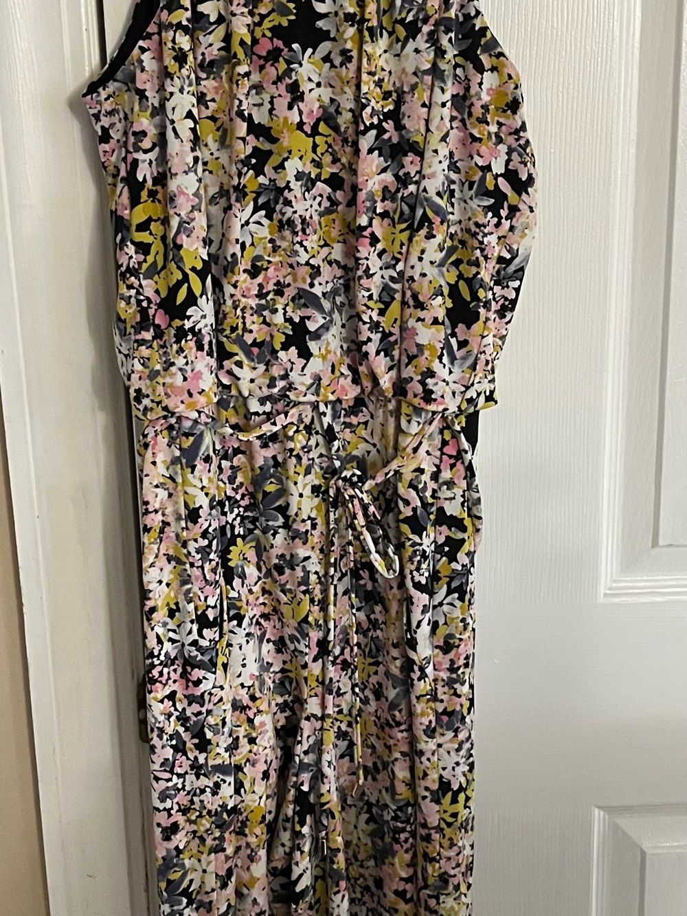 Floral Sleeveless jump suit in Black, Pink & Olive